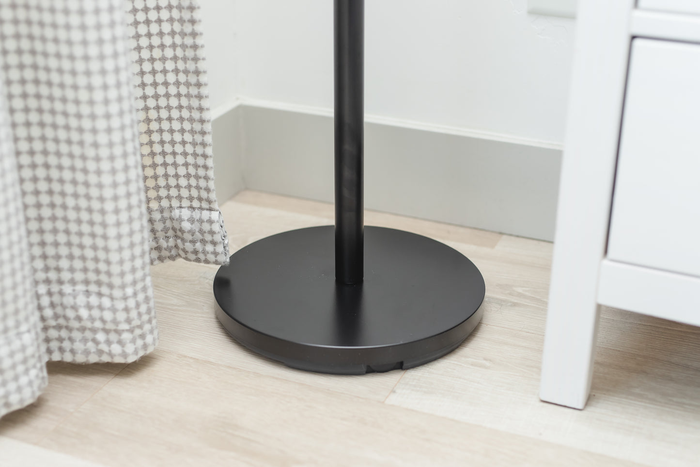 Black 18-Hook Coat Rack – Freestanding Metal Stand for Hats, Coats & Bags | HAOG - HAOG